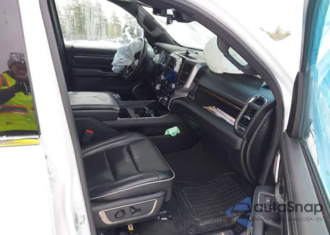 2021 Ram 1500 Limited 4X4 5'7 Box z USA, uszkodzony, nr VIN 1C6SRFHT9MN578453